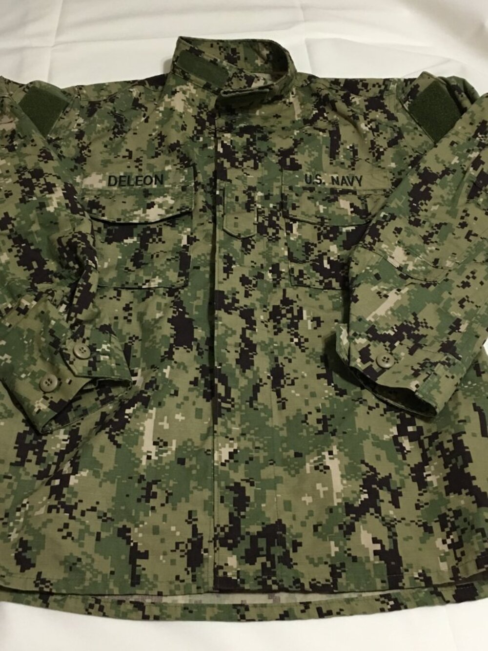 U.S. Navy Blouse Working Uniform Type III NWU Medium Long Military Digi Camo